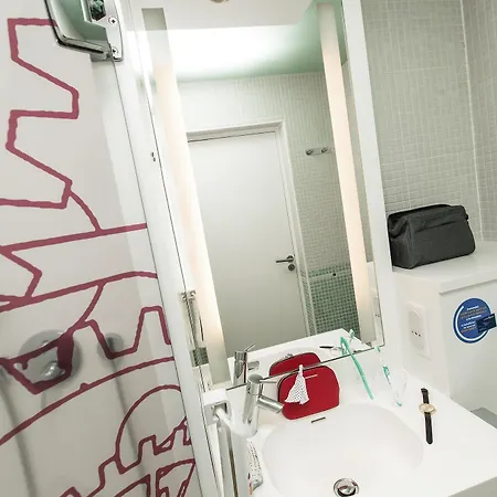 Hotel Ibis Styles Paris Mairie De Clichy