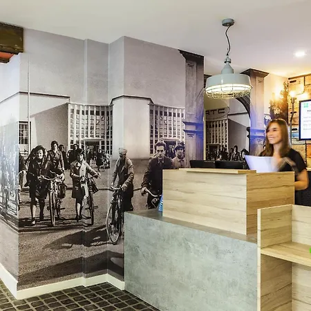 Hotel Ibis Styles Paris Mairie De 3*